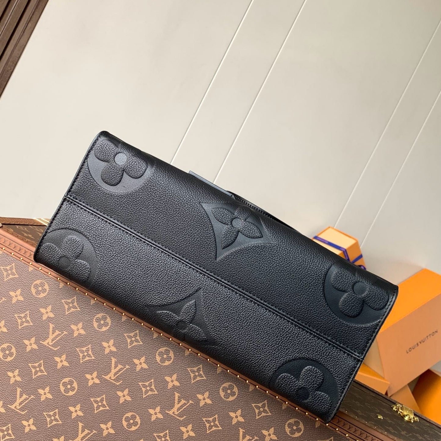 ON THE GO BAG