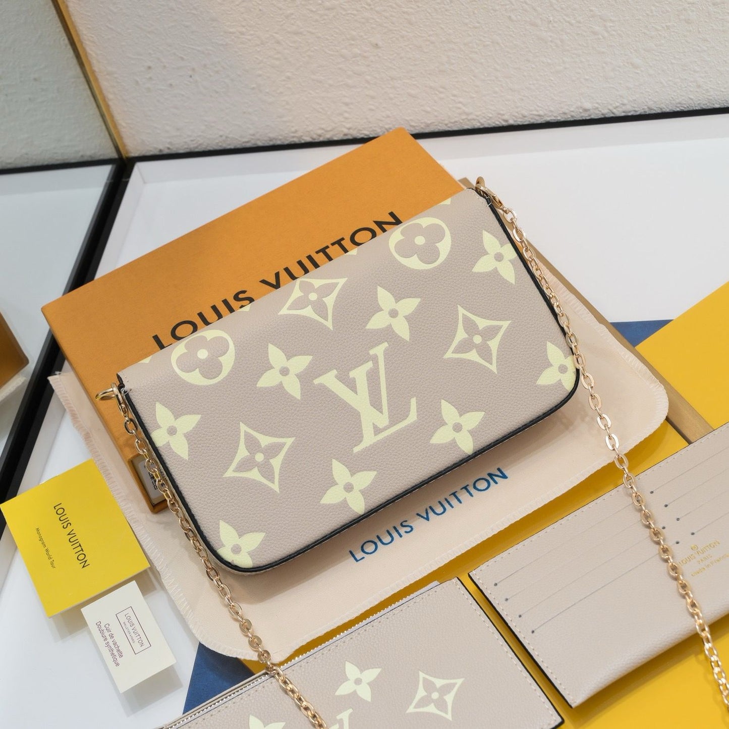 FELICIE POCHETTE BAG - APRICOT
