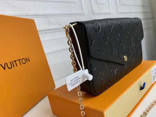 FELICIE POCHETTE BAG - PLAIN BLACK