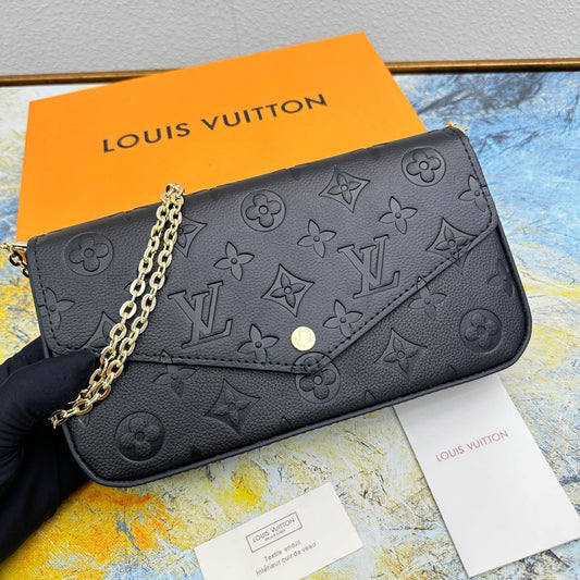 FELICIE POCHETTE BAG - PLAIN BLACK