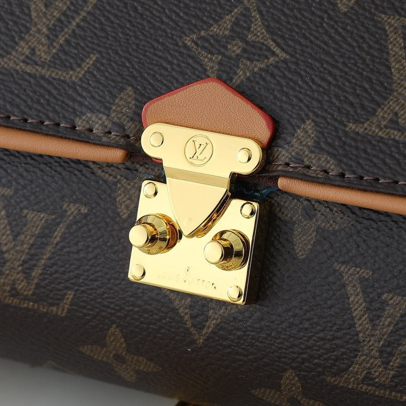THE CAMILLE POCHETTE BAG