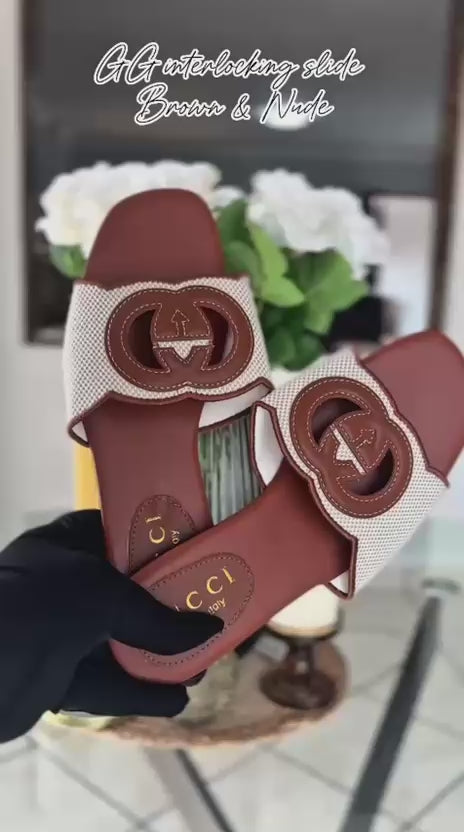 GG TWO TONED INTERLOCKING SLIDES - BROWN & NUDE